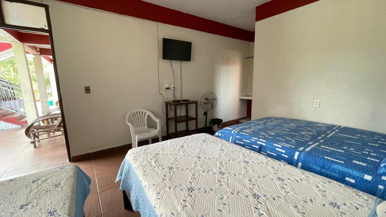 Hotel Puerto Selva Villa Tunari Dış mekan fotoğraf